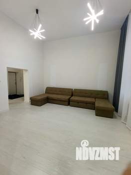 3-к квартира, вторичка, 105м2, 2/5 этаж