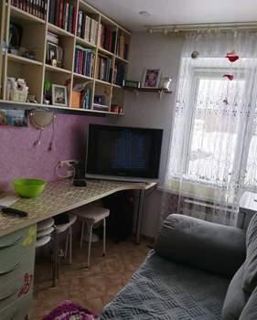 2-к квартира, вторичка, 40м2, 1/5 этаж
