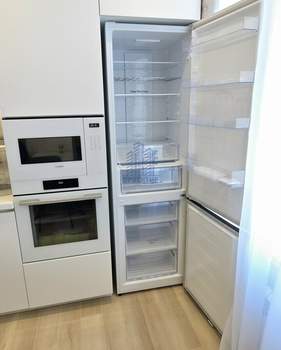 2-к квартира, вторичка, 82м2, 4/9 этаж