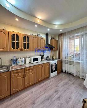 2-к квартира, вторичка, 61м2, 3/10 этаж