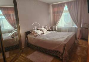 3-к квартира, вторичка, 82м2, 4/4 этаж
