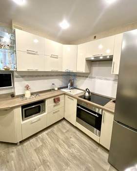 2-к квартира, вторичка, 52м2, 6/16 этаж