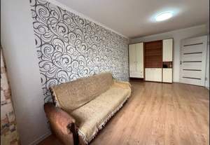 2-к квартира, вторичка, 57м2, 1/10 этаж