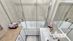 2-к квартира, вторичка, 64м2, 9/16 этаж