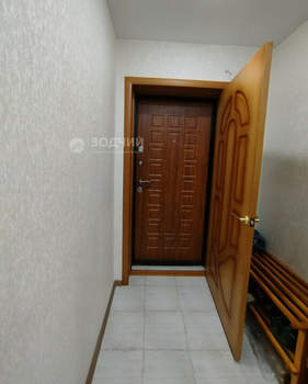 2-к квартира, вторичка, 58м2, 1/9 этаж