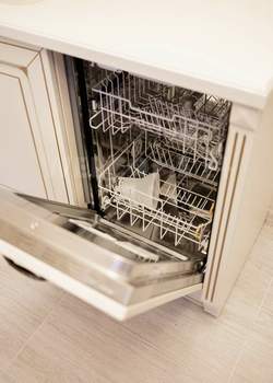 3-к квартира, вторичка, 110м2, 7/17 этаж