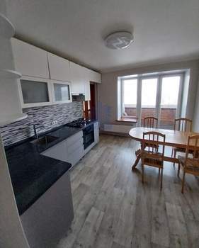 3-к квартира, вторичка, 77м2, 6/10 этаж