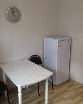 2-к квартира, вторичка, 76м2, 1/9 этаж