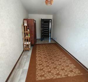3-к квартира, вторичка, 58м2, 3/5 этаж