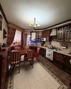 3-к квартира, вторичка, 108м2, 4/5 этаж