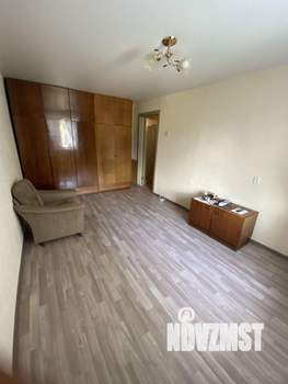 2-к квартира, вторичка, 50м2, 1/9 этаж