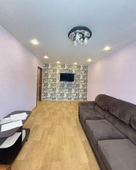 2-к квартира, вторичка, 53м2, 1/5 этаж