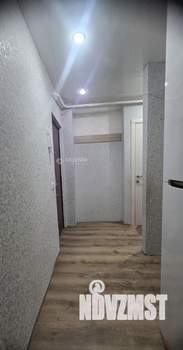 2-к квартира, вторичка, 42м2, 1/5 этаж