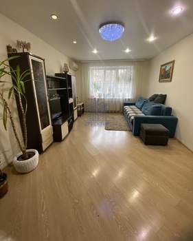 3-к квартира, вторичка, 72м2, 2/5 этаж
