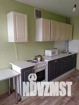 2-к квартира, вторичка, 58м2, 1/9 этаж