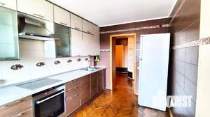 4-к квартира, вторичка, 164м2, 9/10 этаж