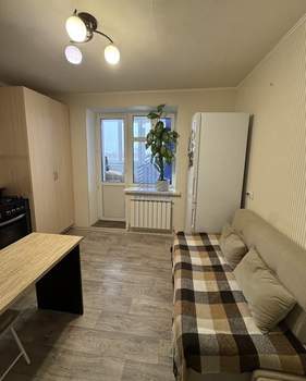 1-к квартира, вторичка, 42м2, 9/9 этаж