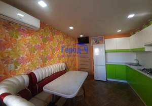 2-к квартира, вторичка, 57м2, 1/9 этаж