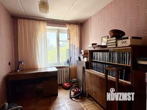 4-к квартира, вторичка, 60м2, 3/5 этаж
