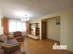 3-к квартира, вторичка, 58м2, 3/5 этаж