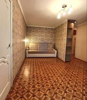 2-к квартира, вторичка, 44м2, 3/5 этаж