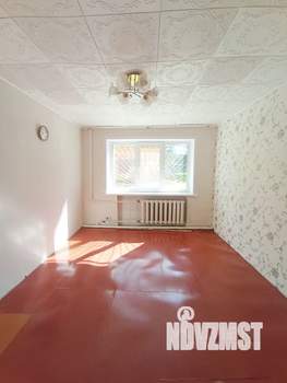 2-к квартира, вторичка, 53м2, 1/5 этаж