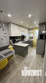 3-к квартира, вторичка, 68м2, 9/9 этаж