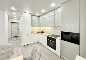 1-к квартира, вторичка, 42м2, 7/14 этаж