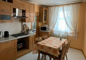 4-к квартира, вторичка, 110м2, 4/9 этаж