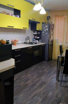 3-к квартира, вторичка, 70м2, 1/9 этаж