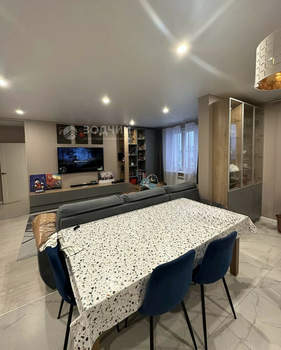 3-к квартира, вторичка, 107м2, 9/18 этаж