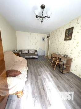 2-к квартира, вторичка, 43м2, 3/5 этаж