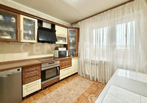 4-к квартира, вторичка, 89м2, 10/18 этаж