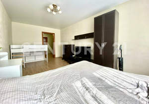 2-к квартира, вторичка, 63м2, 1/10 этаж