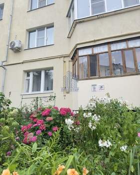2-к квартира, вторичка, 65м2, 5/5 этаж