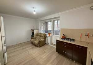 2-к квартира, вторичка, 83м2, 3/5 этаж