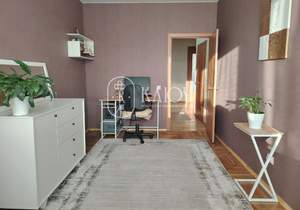 3-к квартира, вторичка, 82м2, 4/4 этаж