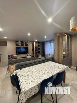 3-к квартира, вторичка, 107м2, 9/18 этаж