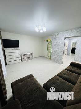 2-к квартира, вторичка, 62м2, 1/7 этаж