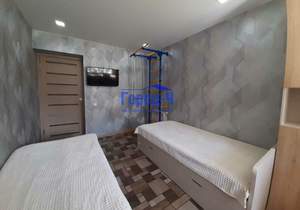 2-к квартира, вторичка, 57м2, 1/9 этаж