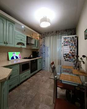 2-к квартира, вторичка, 51м2, 1/10 этаж