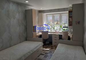 2-к квартира, вторичка, 57м2, 1/9 этаж