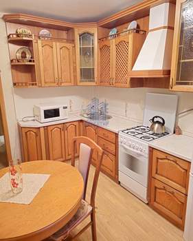 2-к квартира, вторичка, 52м2, 3/10 этаж