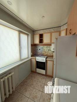 2-к квартира, вторичка, 45м2, 1/4 этаж