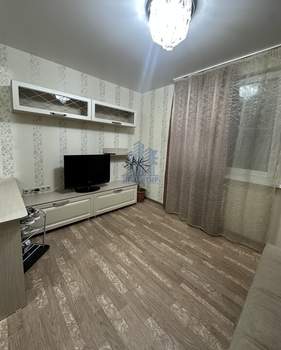 2-к квартира, вторичка, 63м2, 8/9 этаж