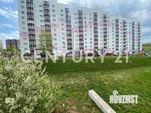 2-к квартира, вторичка, 63м2, 1/10 этаж