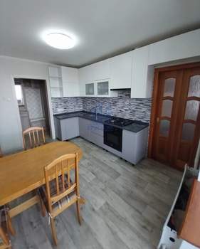 3-к квартира, вторичка, 77м2, 6/10 этаж