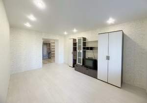 2-к квартира, вторичка, 60м2, 1/1 этаж