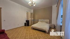 3-к квартира, вторичка, 85м2, 1/3 этаж