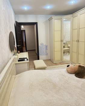 2-к квартира, вторичка, 77м2, 8/12 этаж